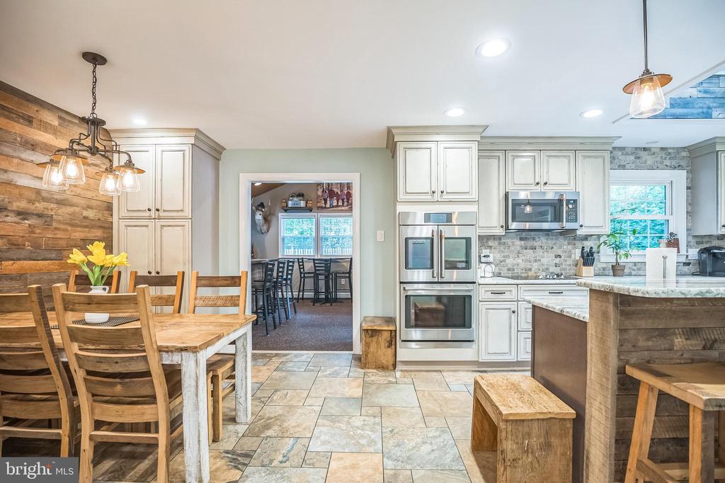 1384 STOKES ROAD