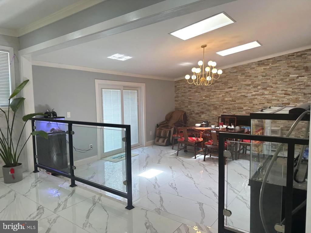 17 ERINDALE DRIVE