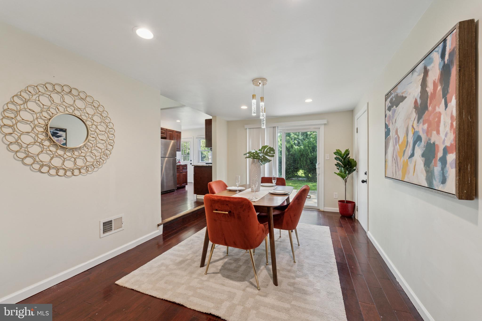 936 WOODLANE ROAD
