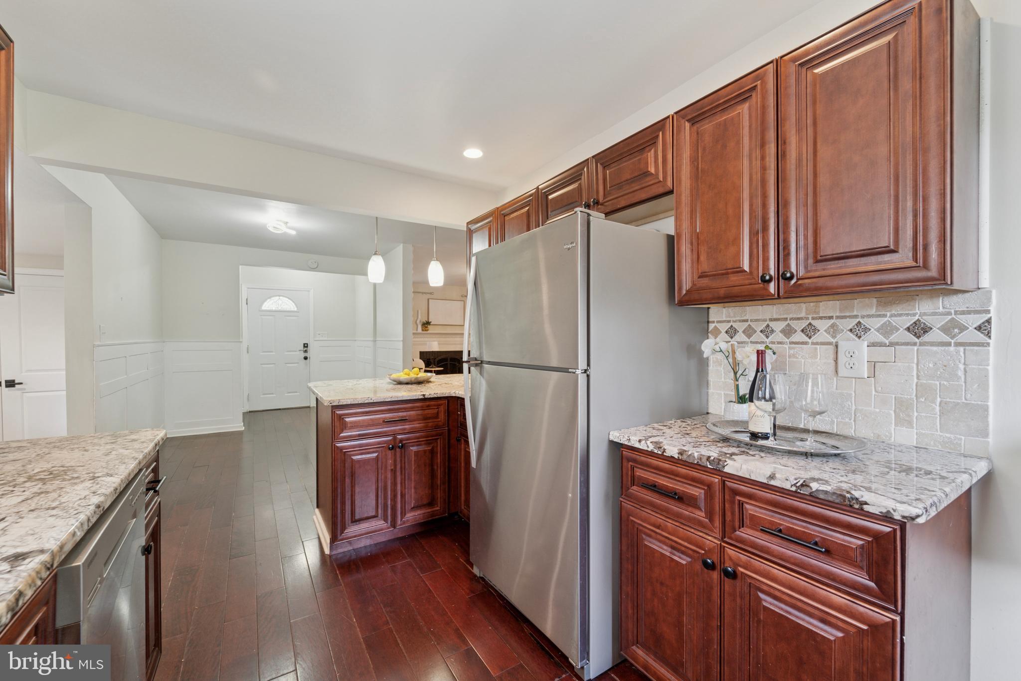 936 WOODLANE ROAD
