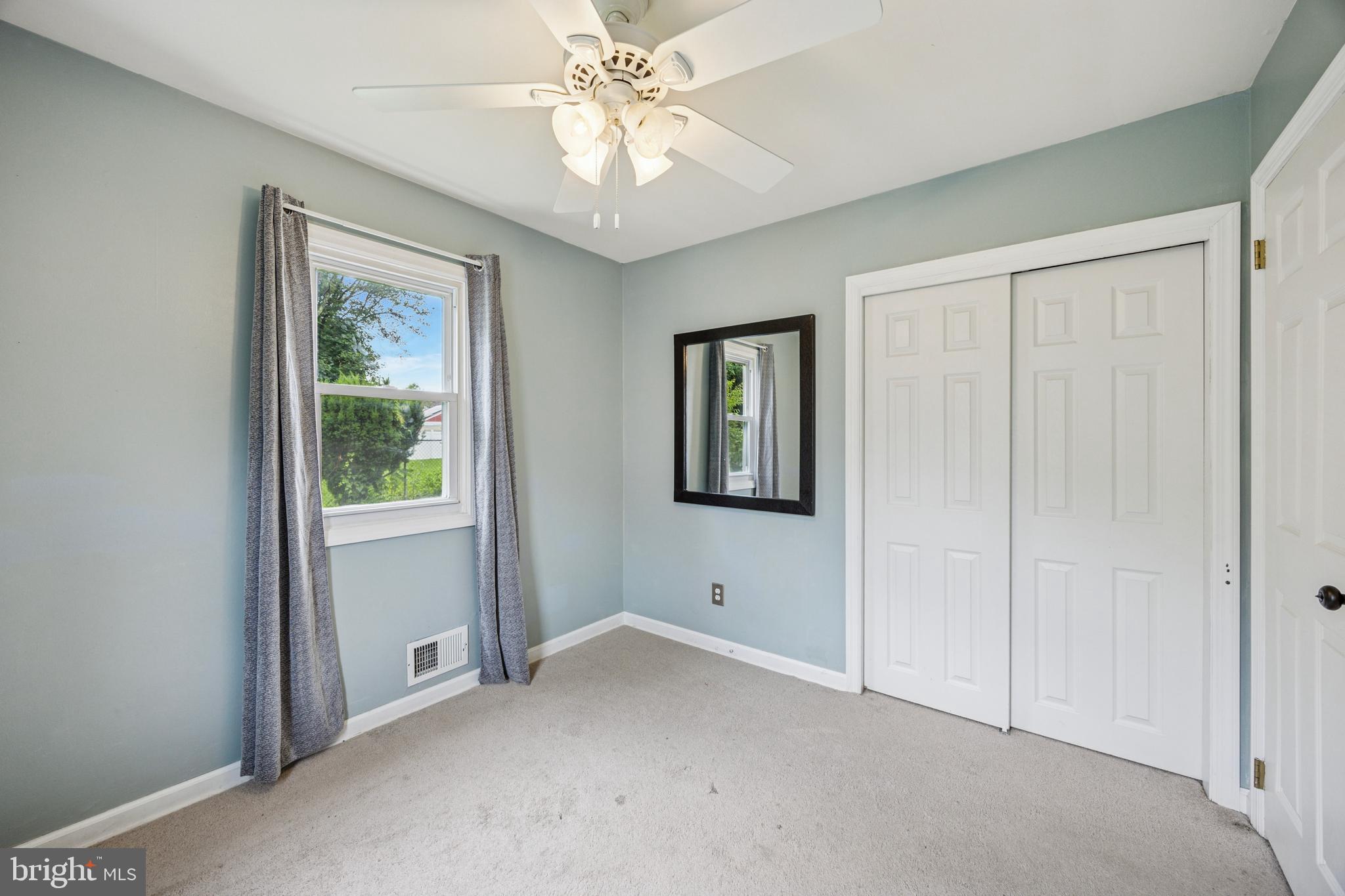 936 WOODLANE ROAD