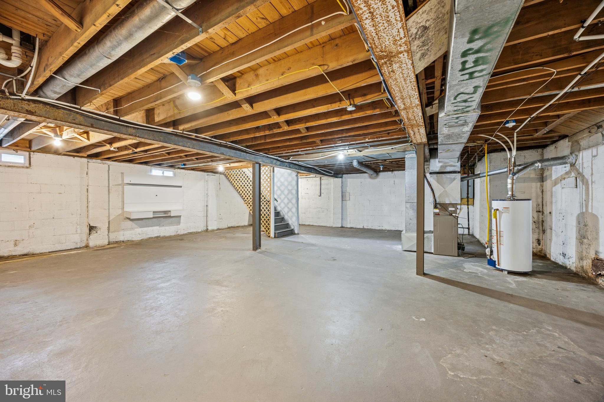 936 WOODLANE ROAD