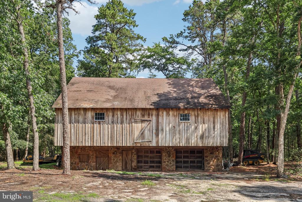 1322 Stokes Road
