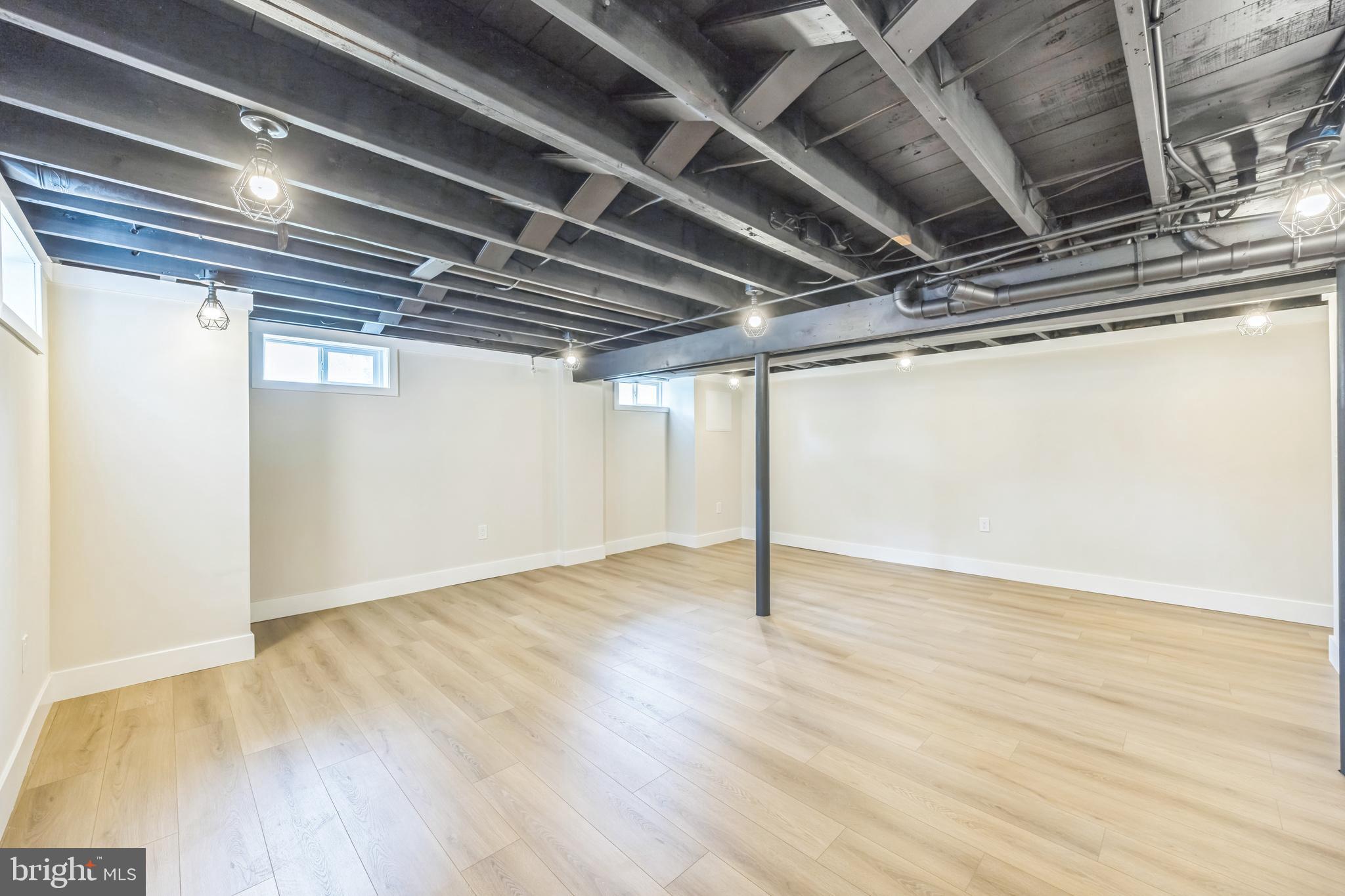 103 RAMBLEWOOD PARKWAY