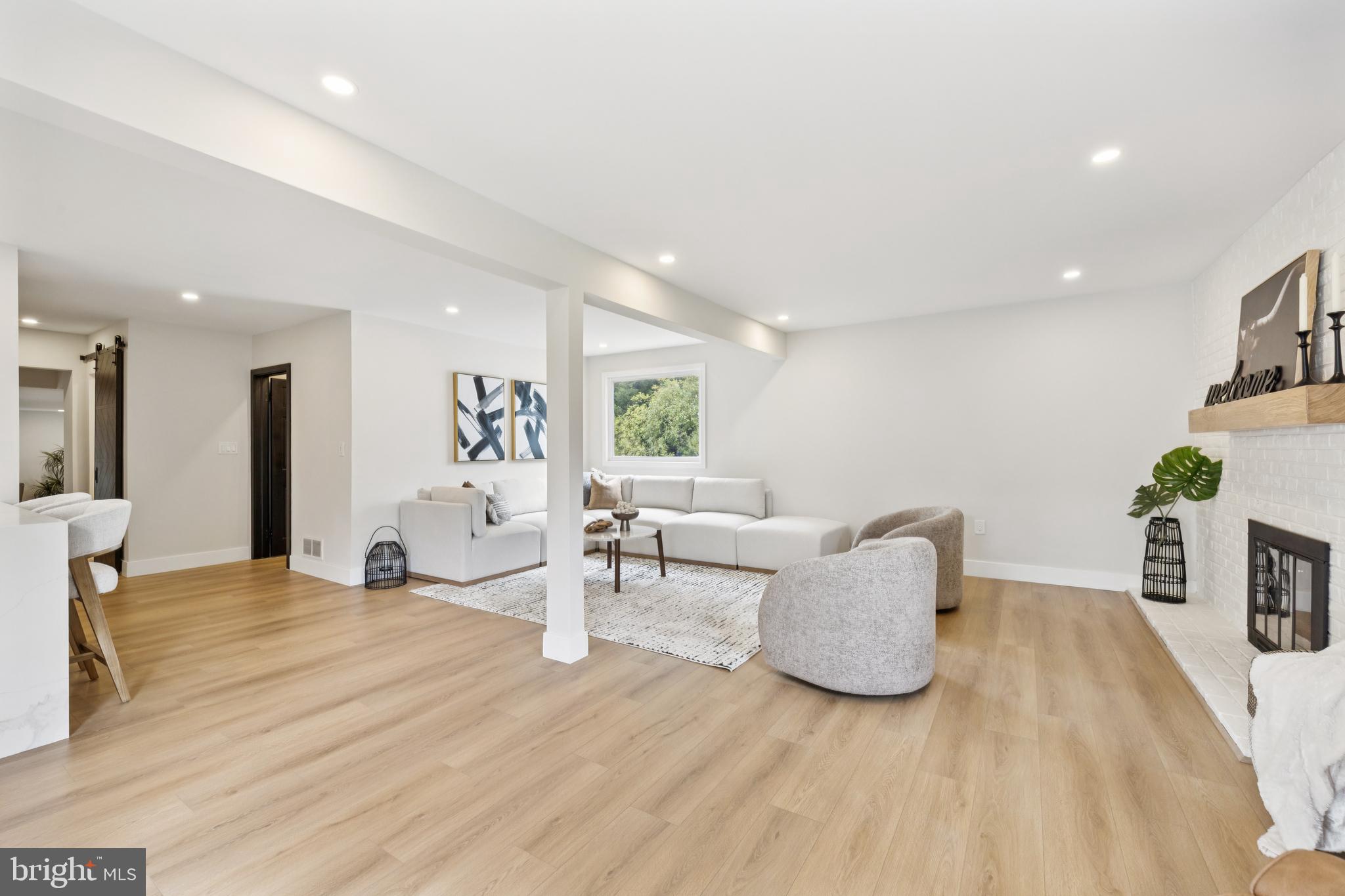 103 RAMBLEWOOD PARKWAY