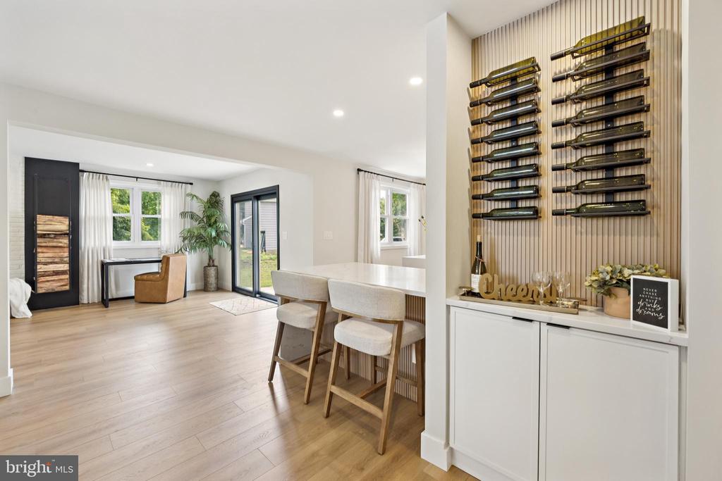 103 RAMBLEWOOD PARKWAY