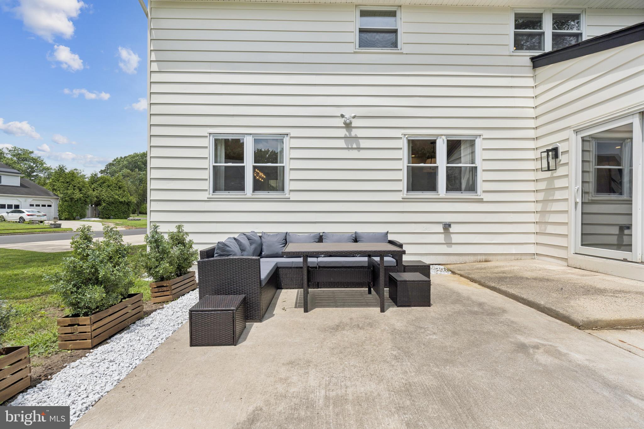 103 RAMBLEWOOD PARKWAY