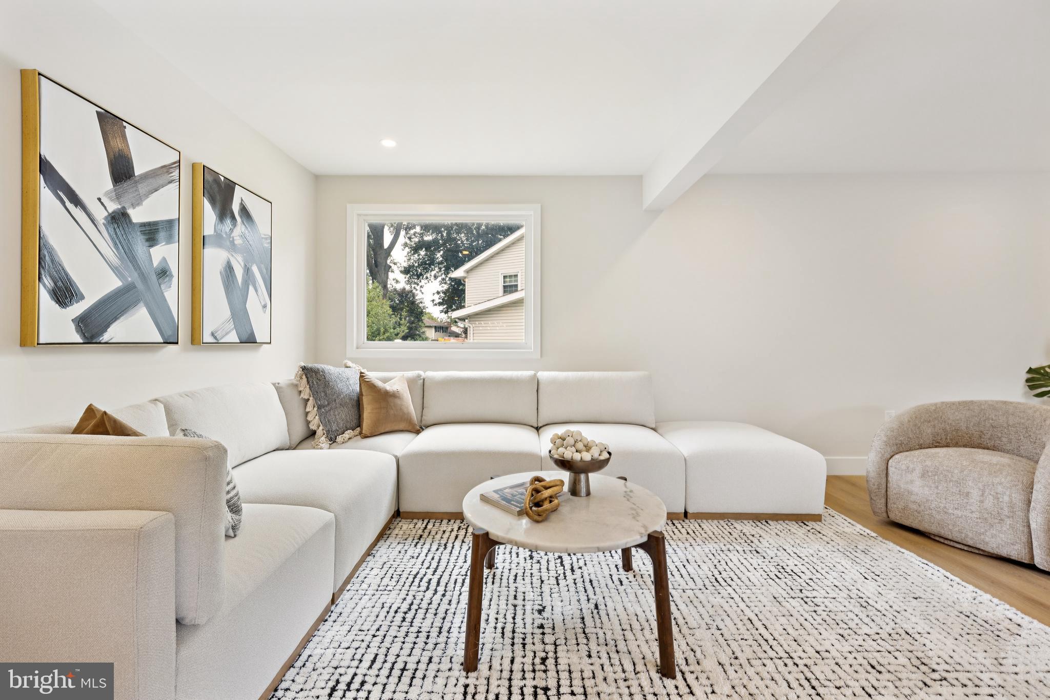 103 RAMBLEWOOD PARKWAY