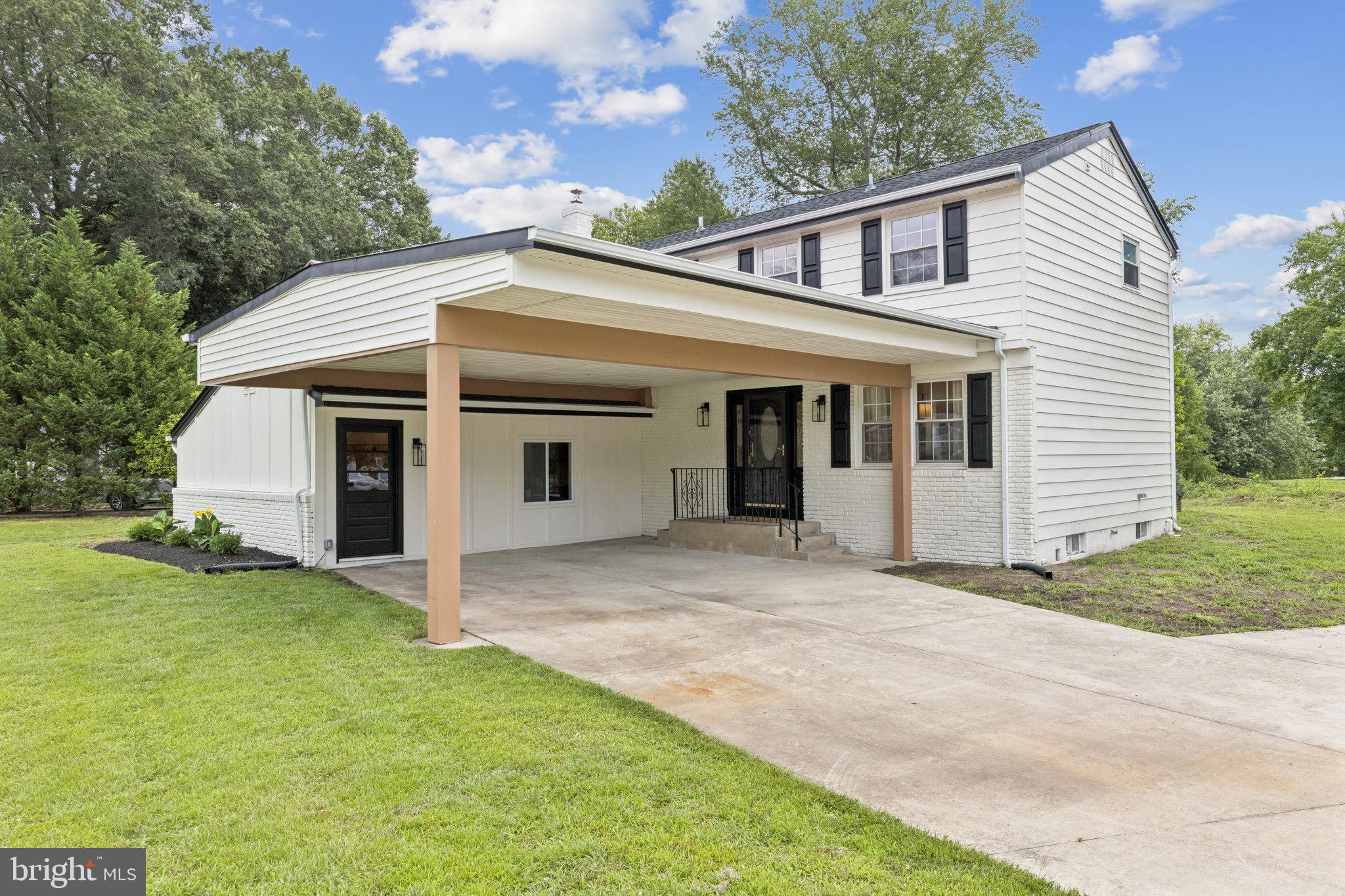 103 RAMBLEWOOD PARKWAY