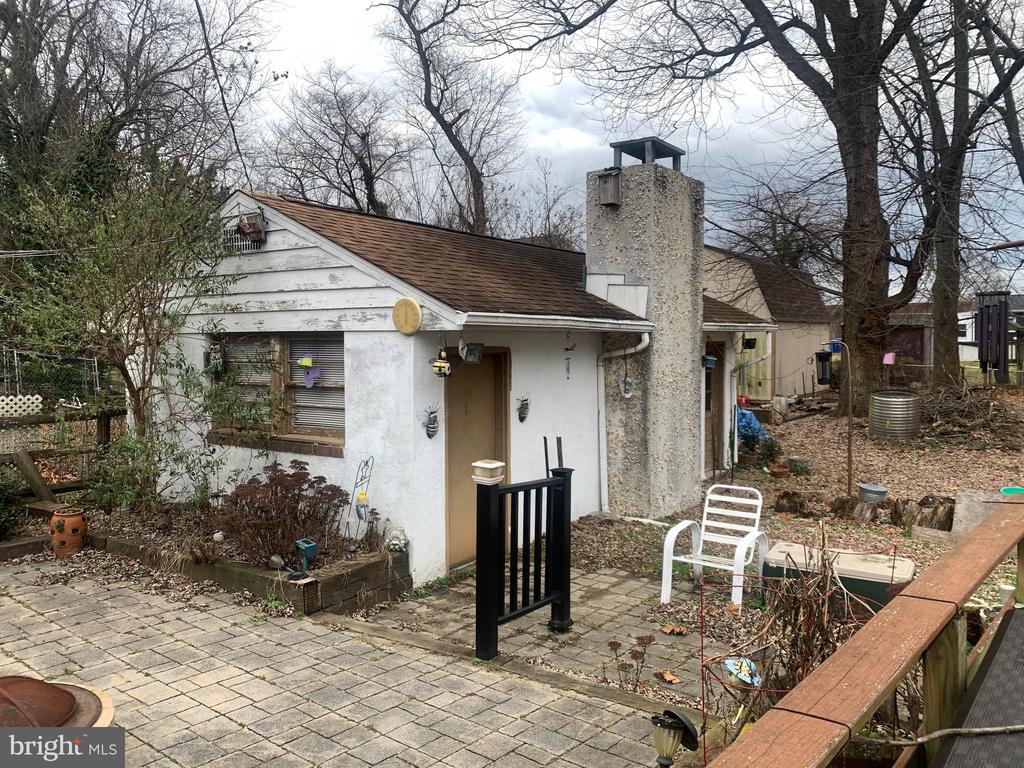 29 GRANITE AVENUE