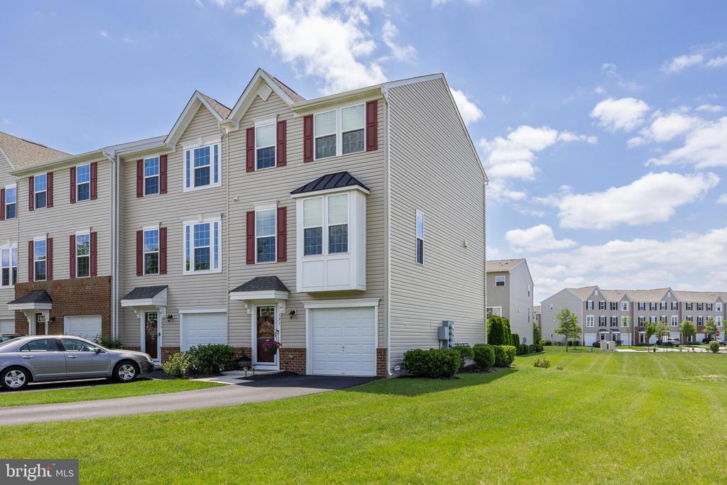 131 Fela Dr