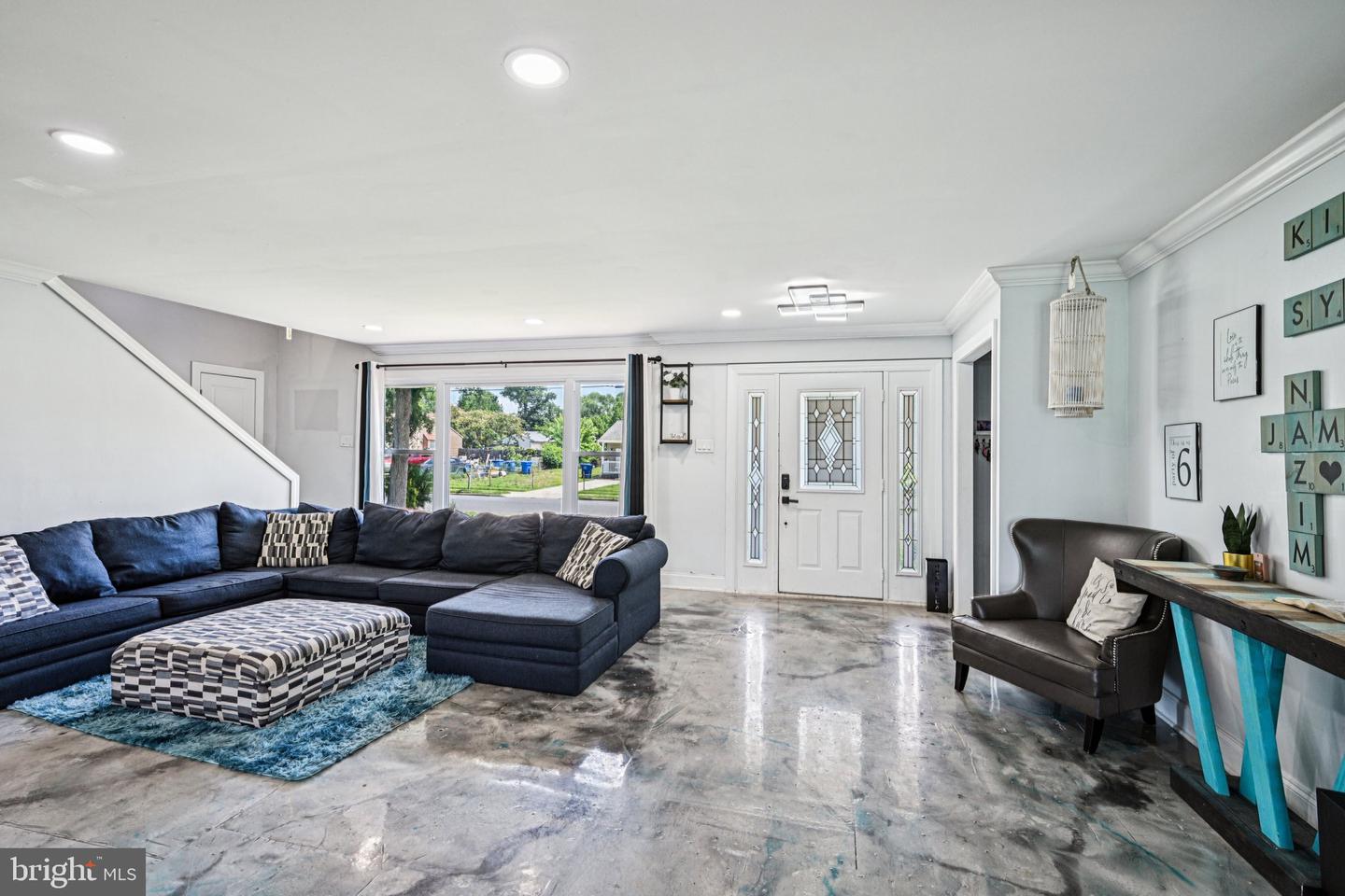 8 Stagecoach Rd