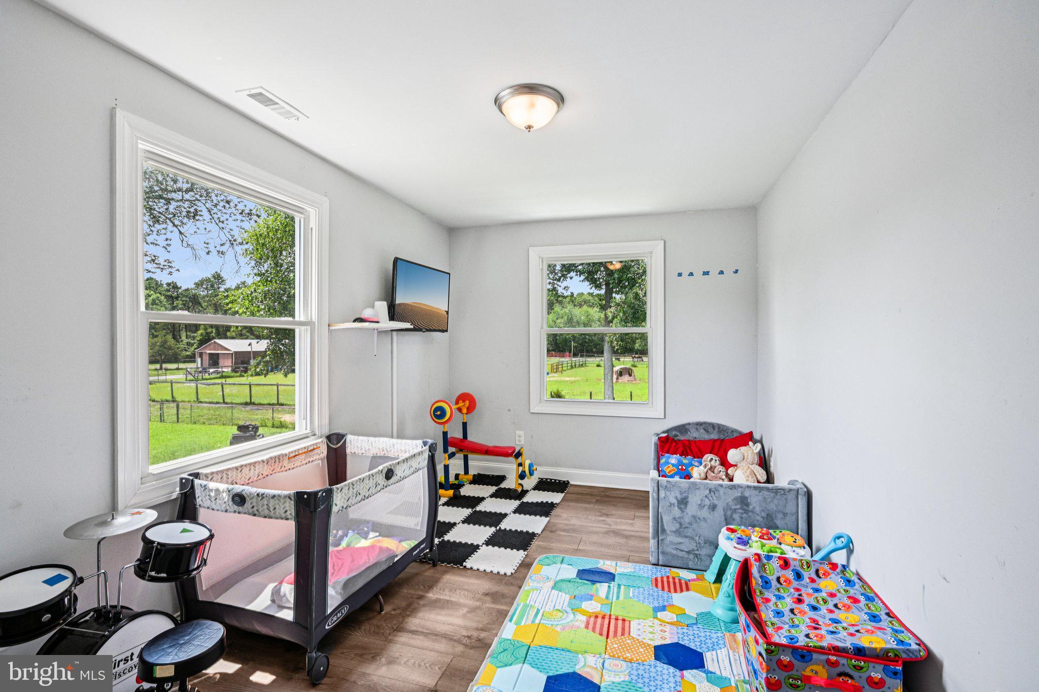 8 Stagecoach Rd