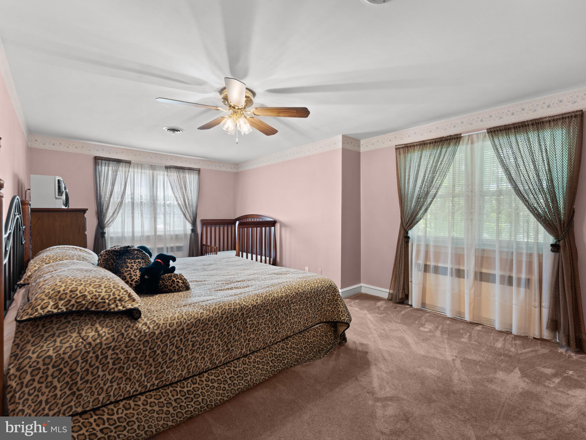 198 S LINCOLN AVENUE