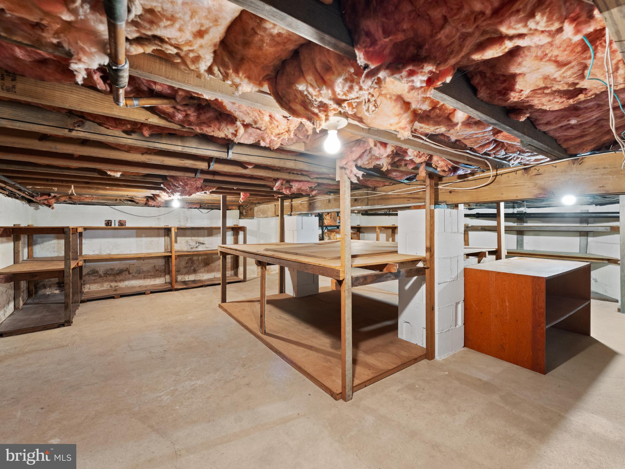 198 S LINCOLN AVENUE