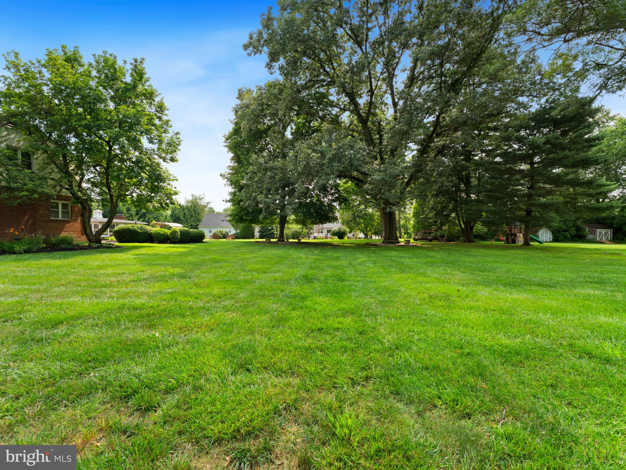 198 S LINCOLN AVENUE