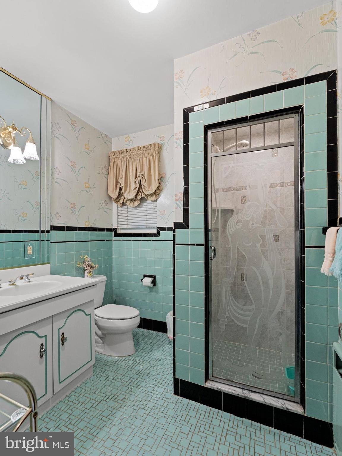 198 S LINCOLN AVENUE