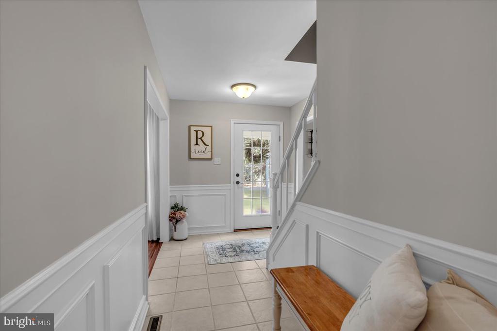 8 STONEHENGE DRIVE