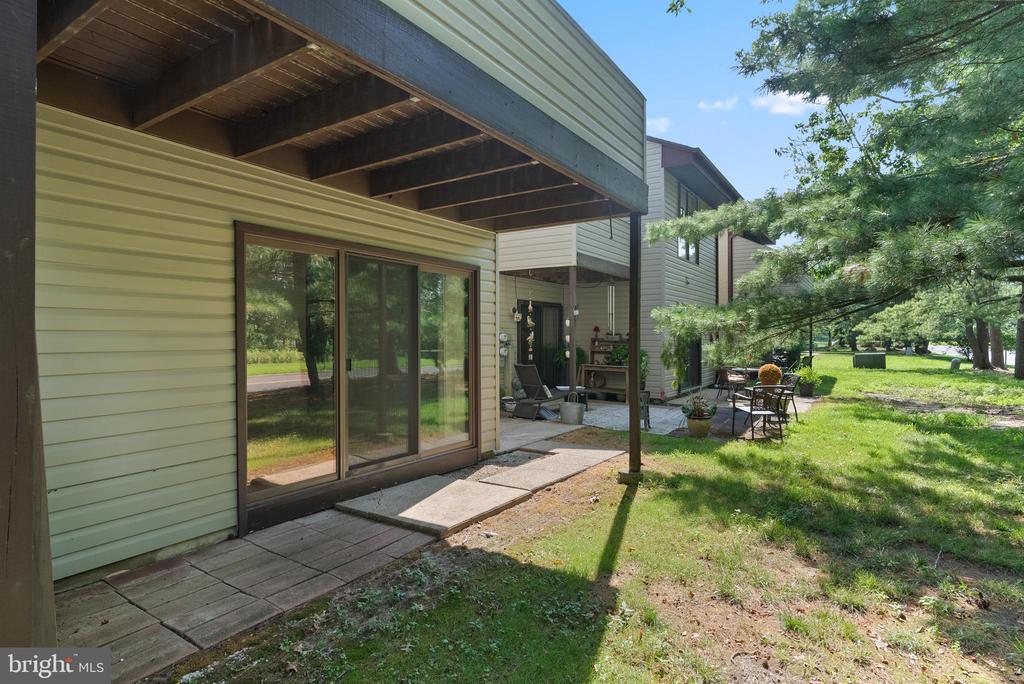 7a E Daisy Ln