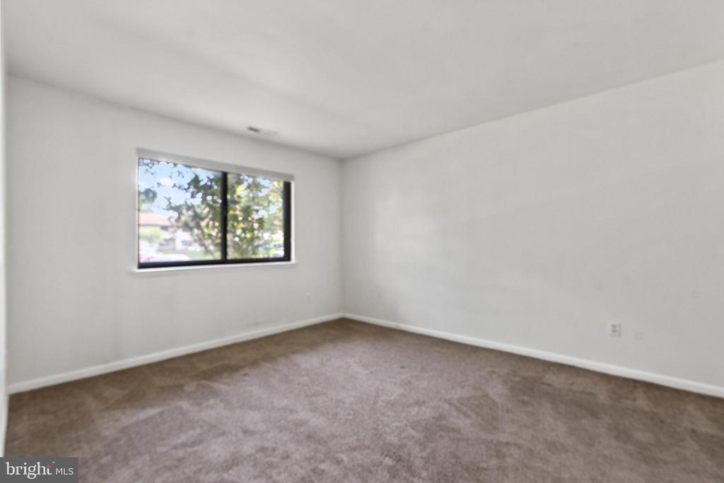 7a E Daisy Ln