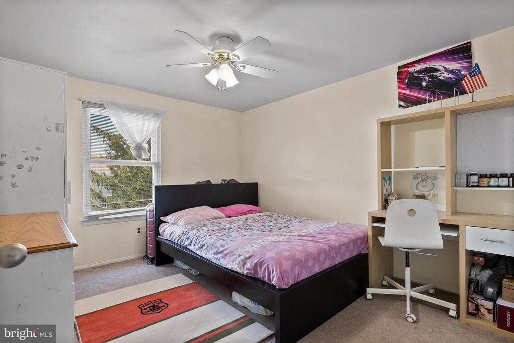 1404 Arrowwood Ct