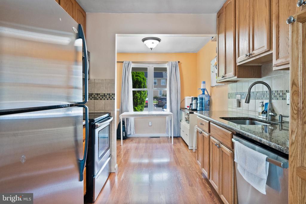 1404 Arrowwood Ct