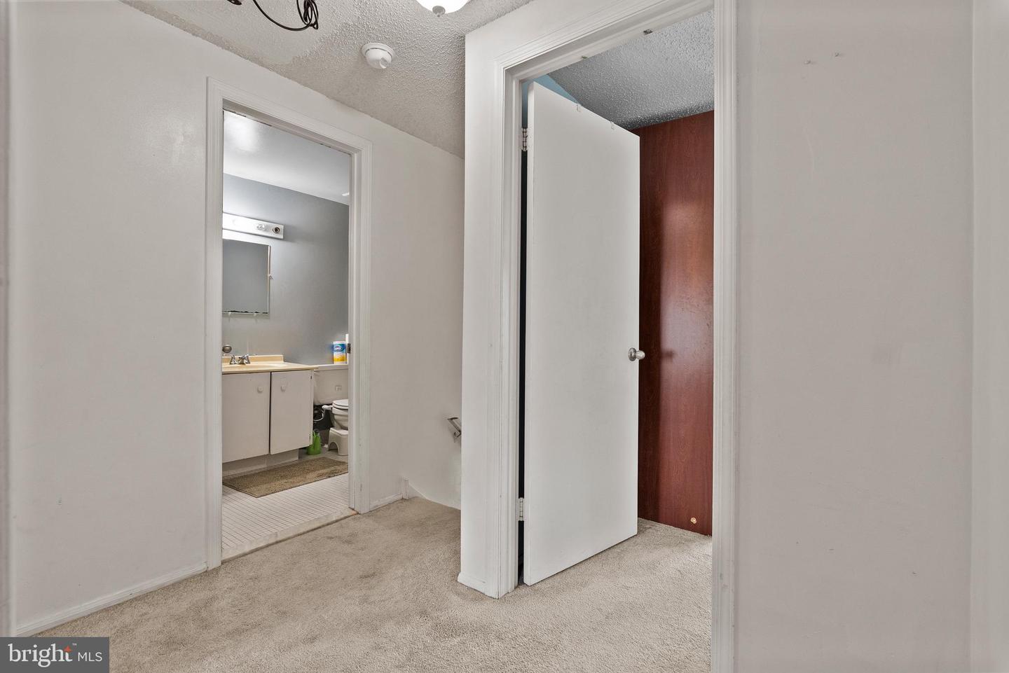 1404 Arrowwood Ct