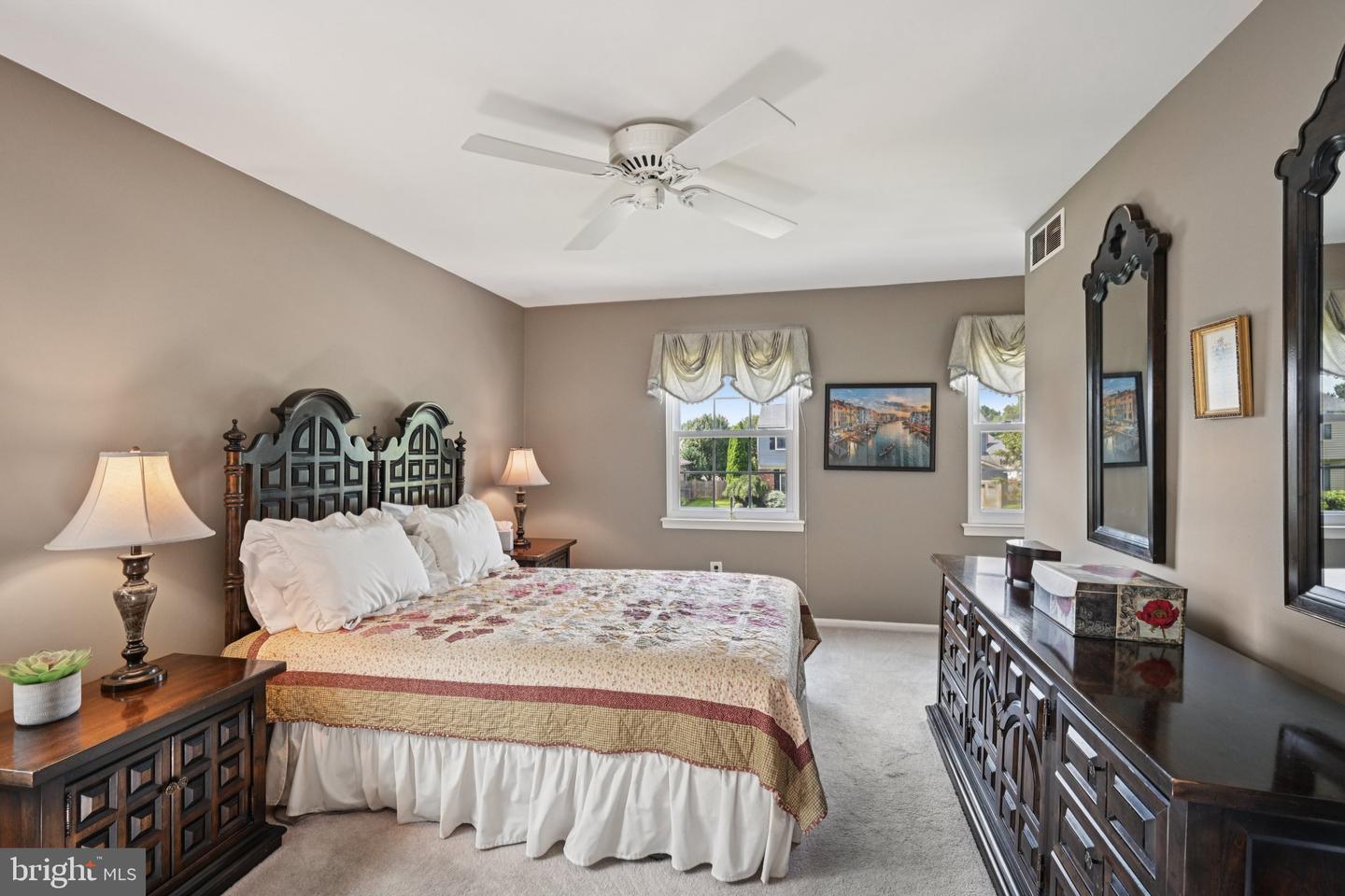 7 Iron Gate Rd