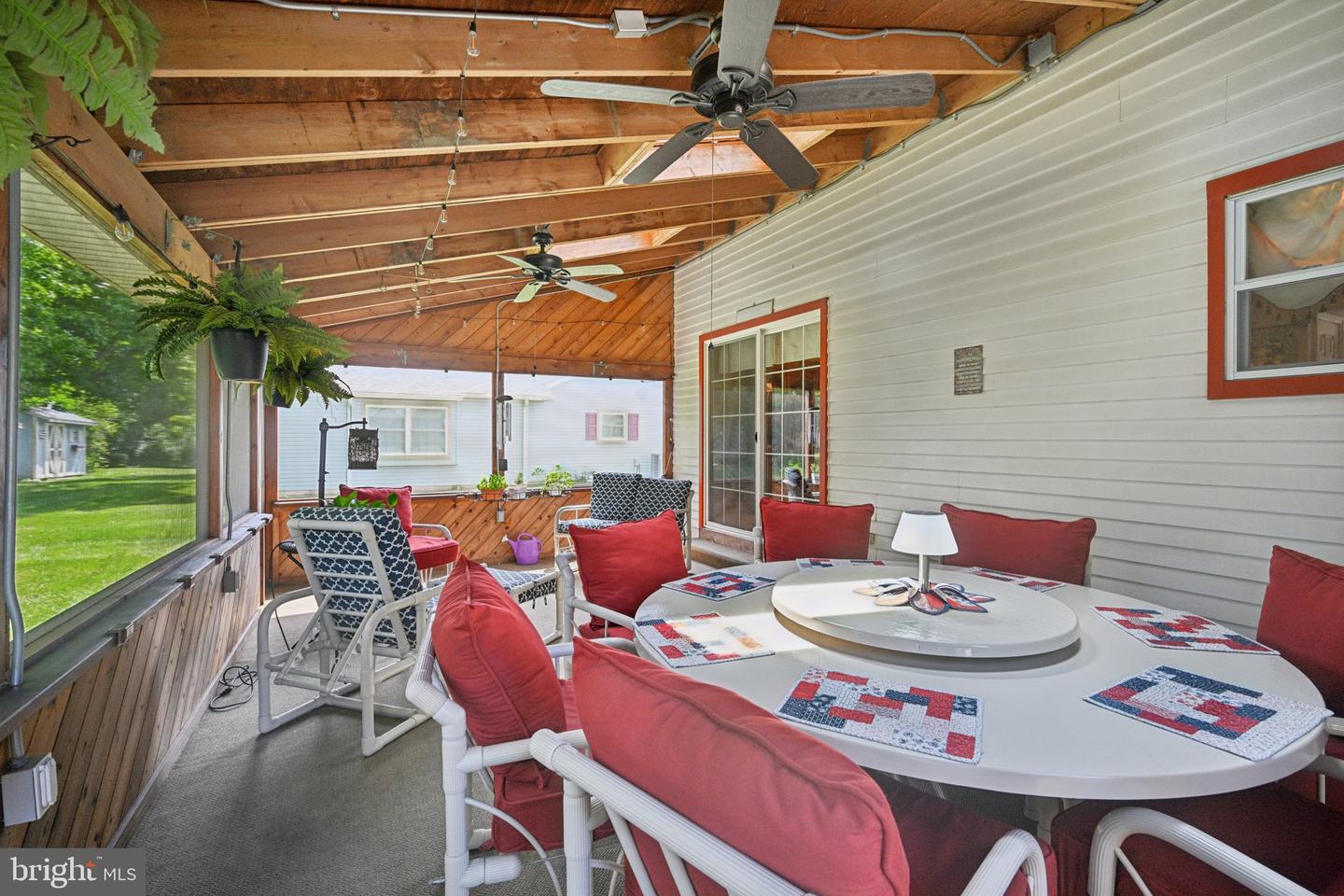7 Iron Gate Rd