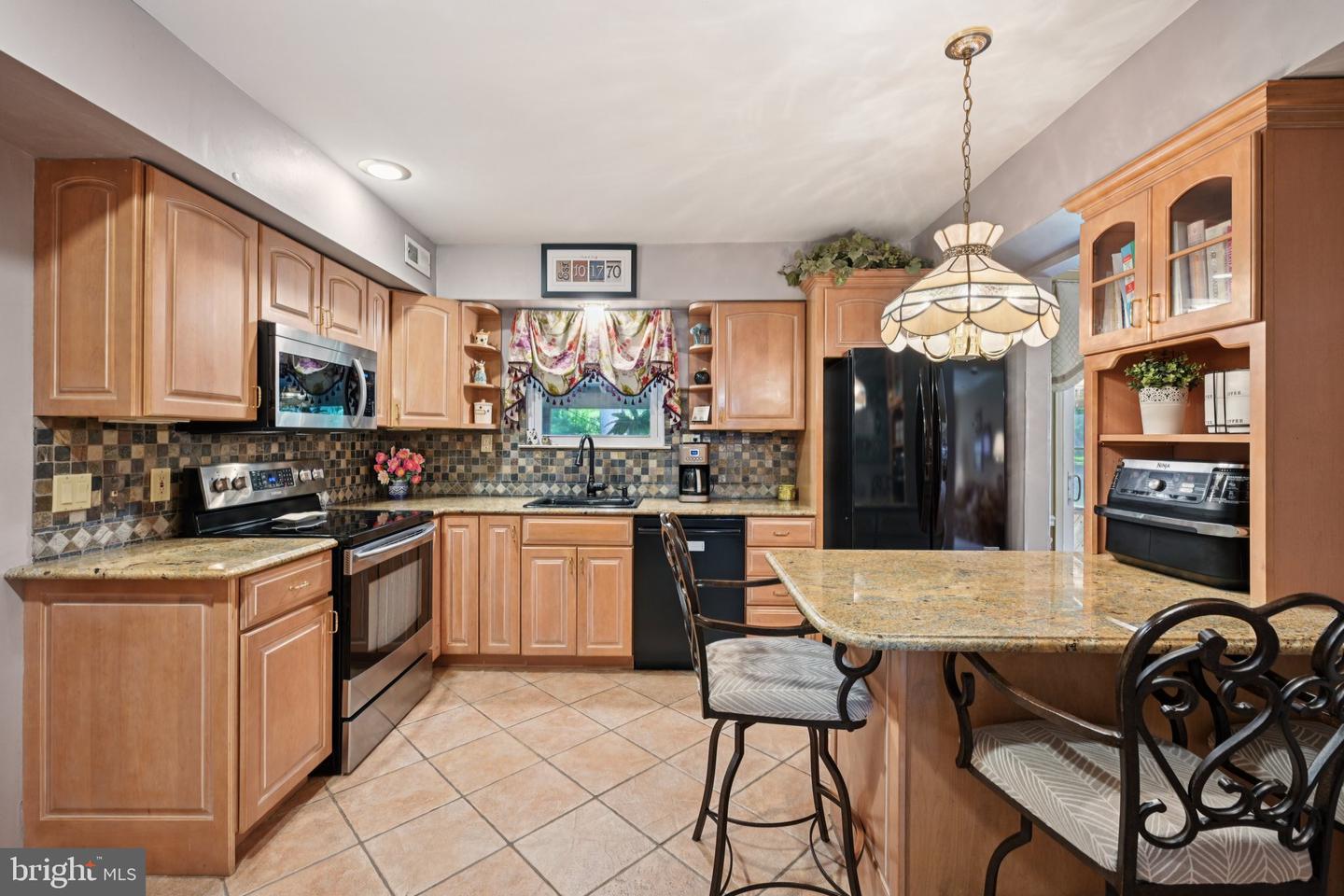 7 Iron Gate Rd