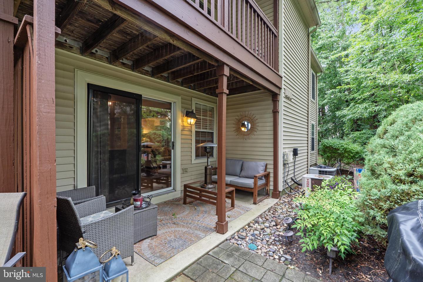 44 Woodlake Dr