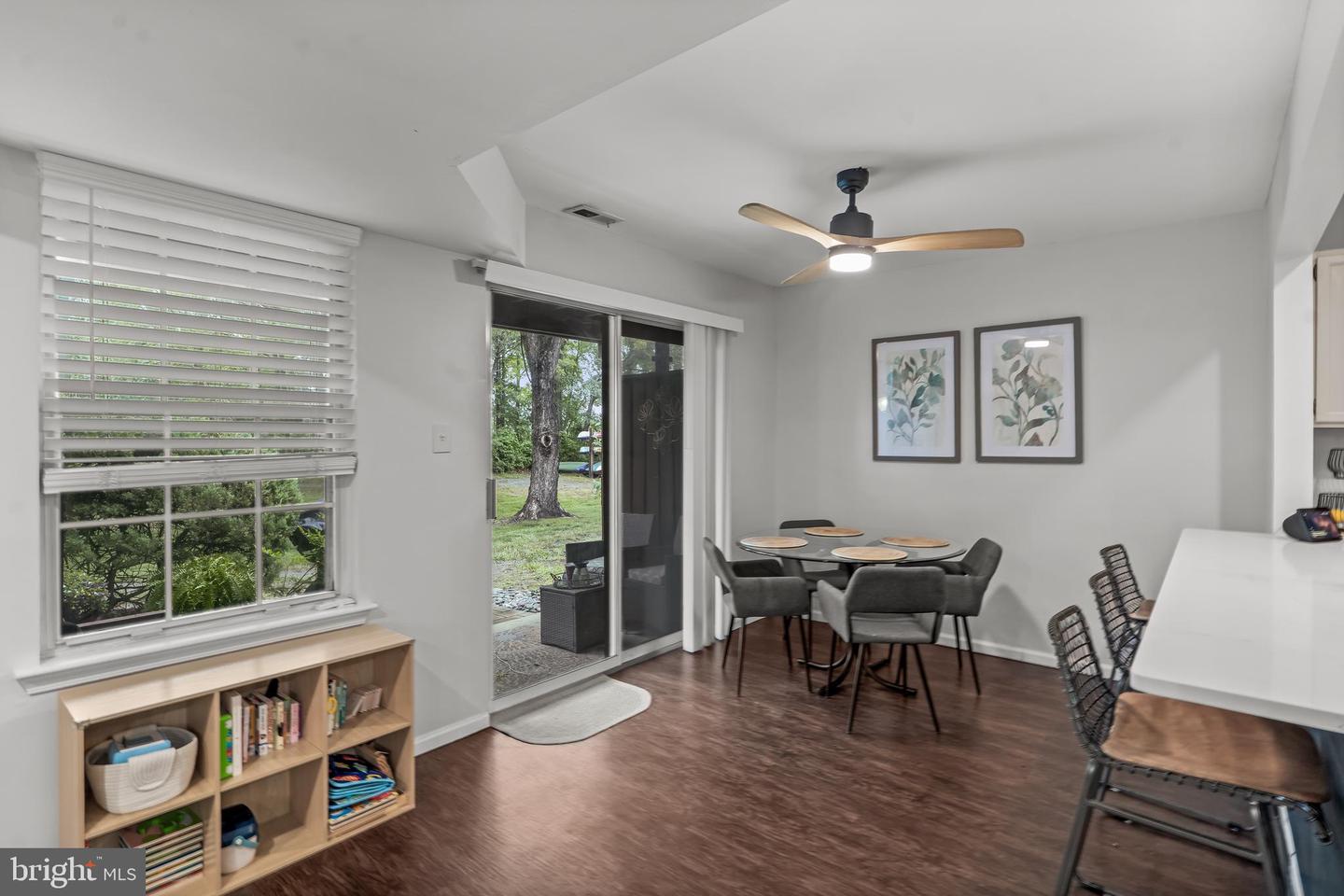 44 Woodlake Dr