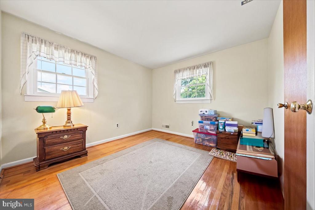 5 EVERINGTON ROAD