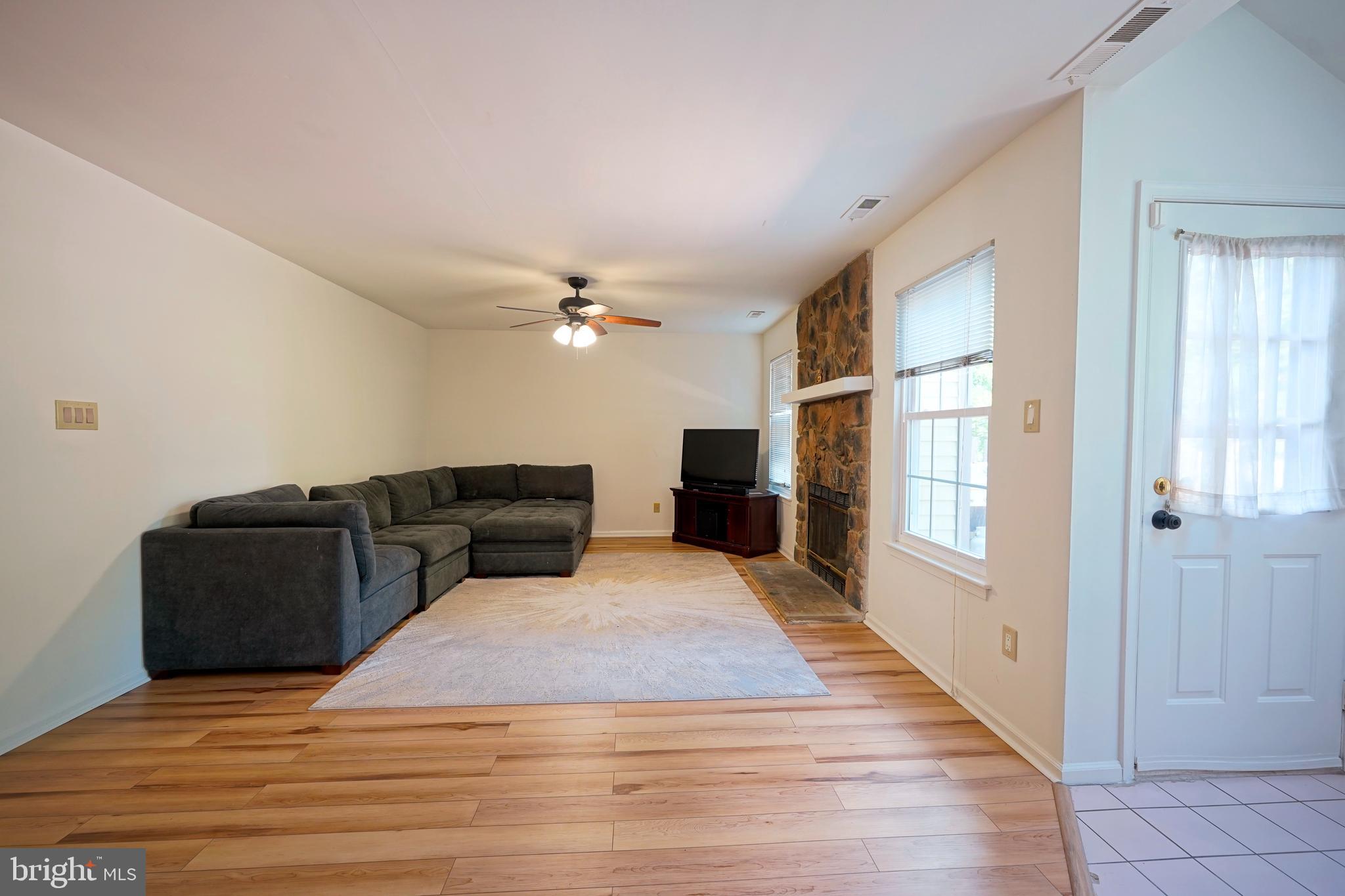 54 SANDHURST DRIVE