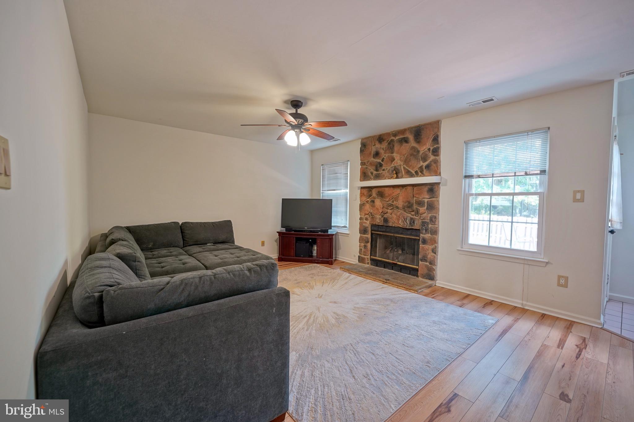 54 SANDHURST DRIVE