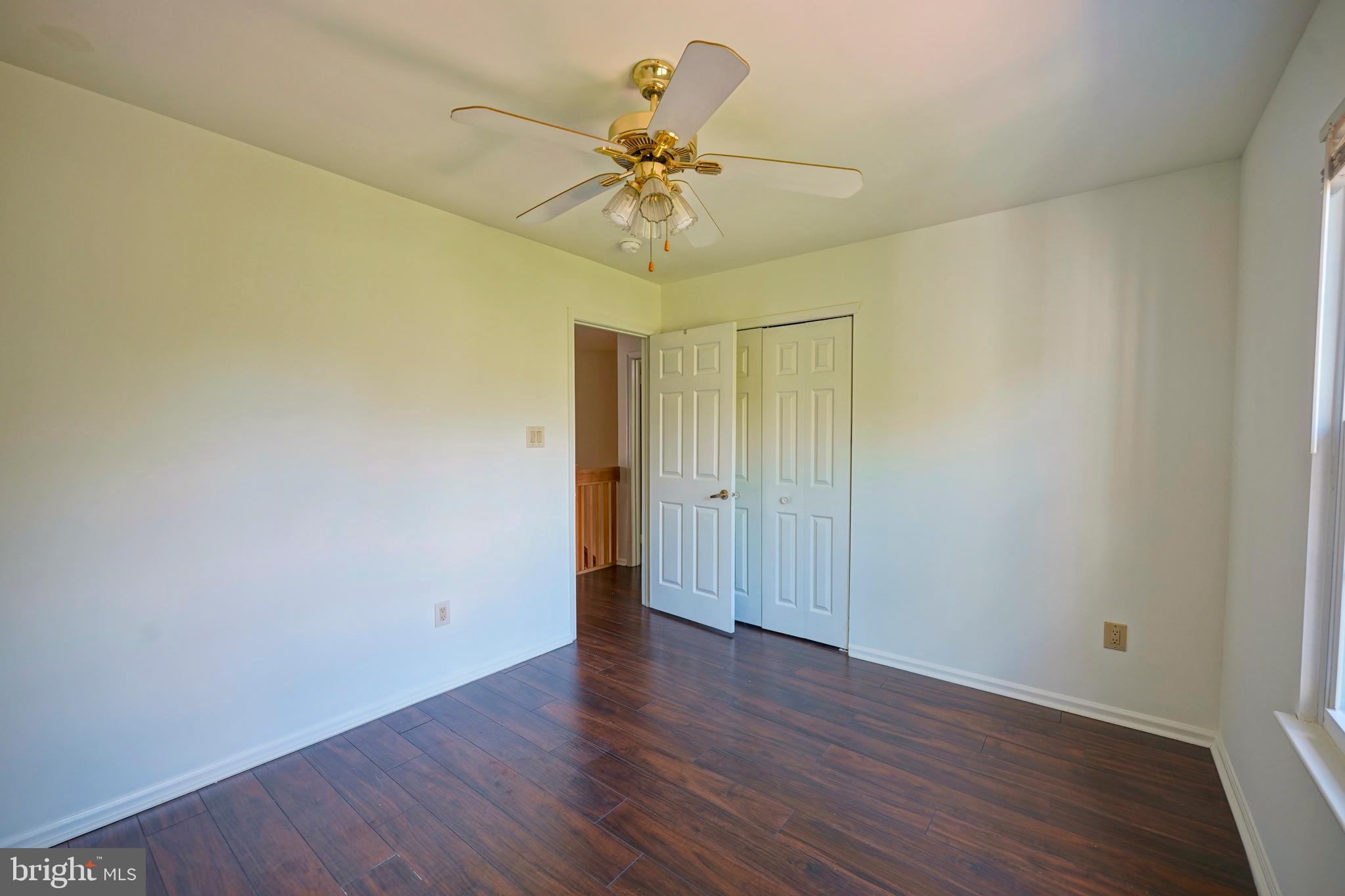 54 SANDHURST DRIVE