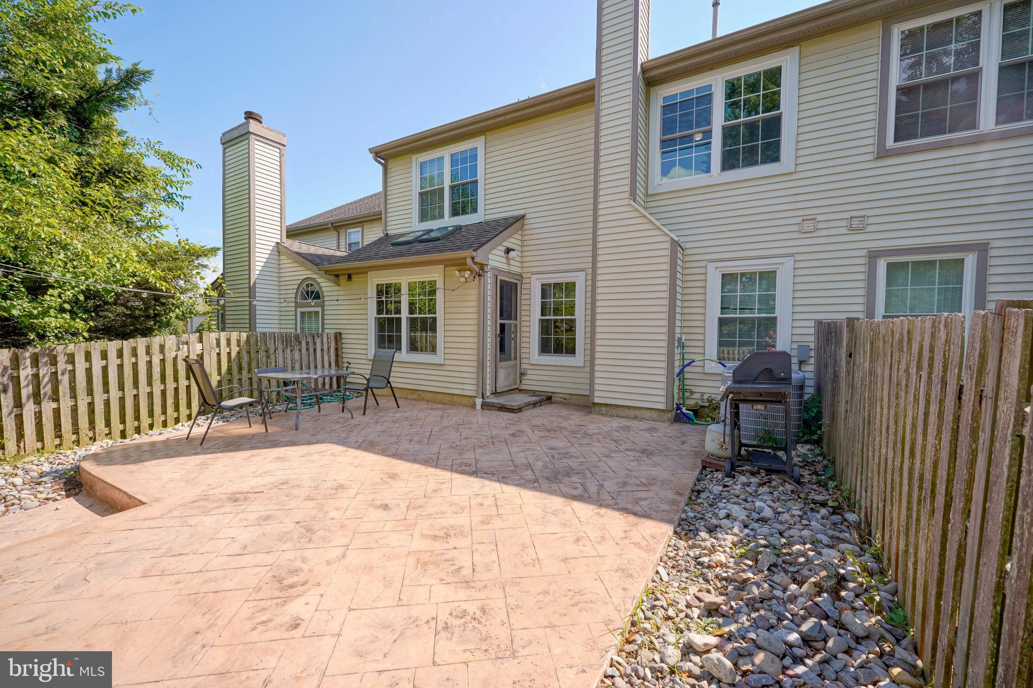 54 SANDHURST DRIVE