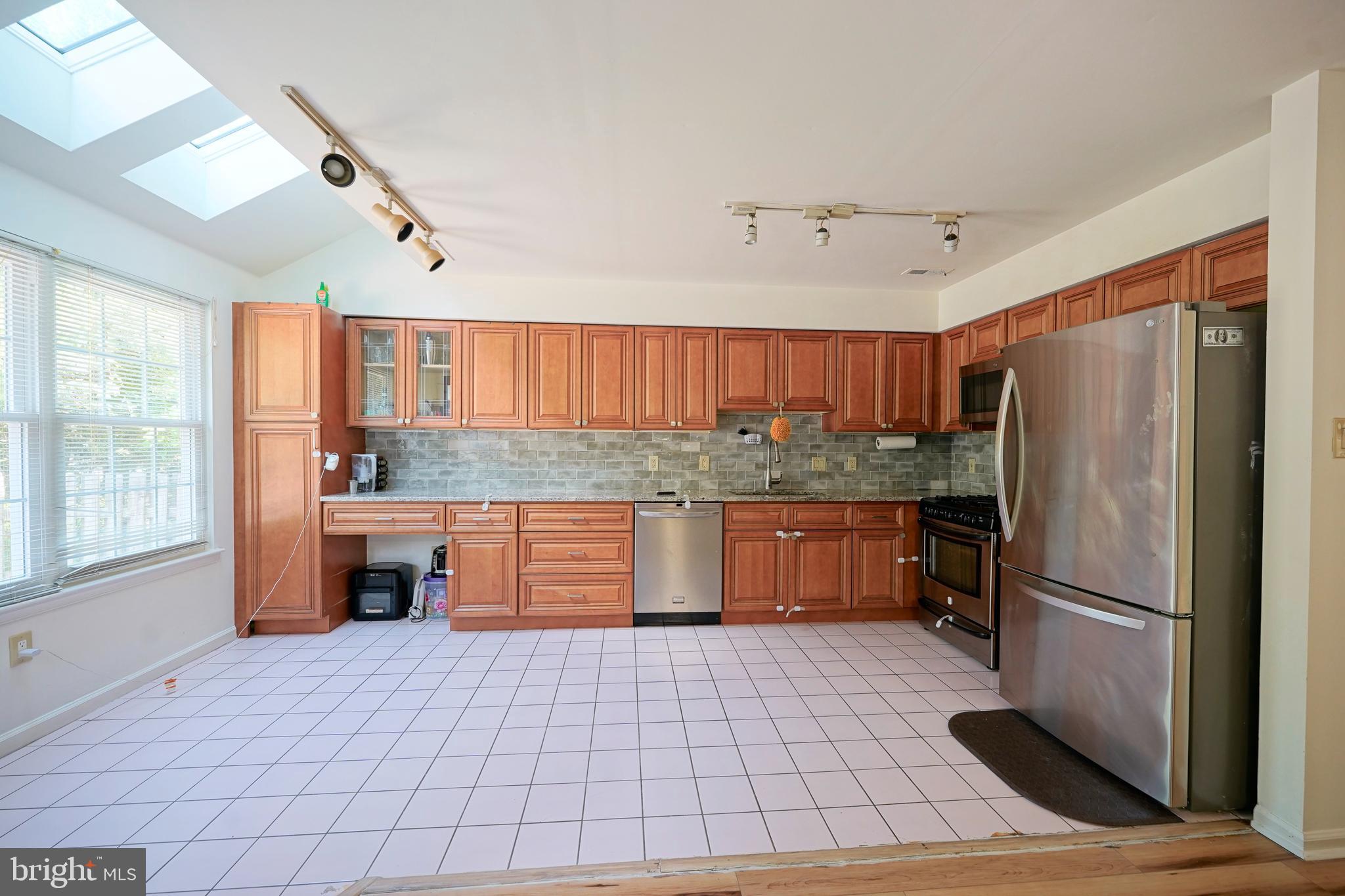 54 SANDHURST DRIVE