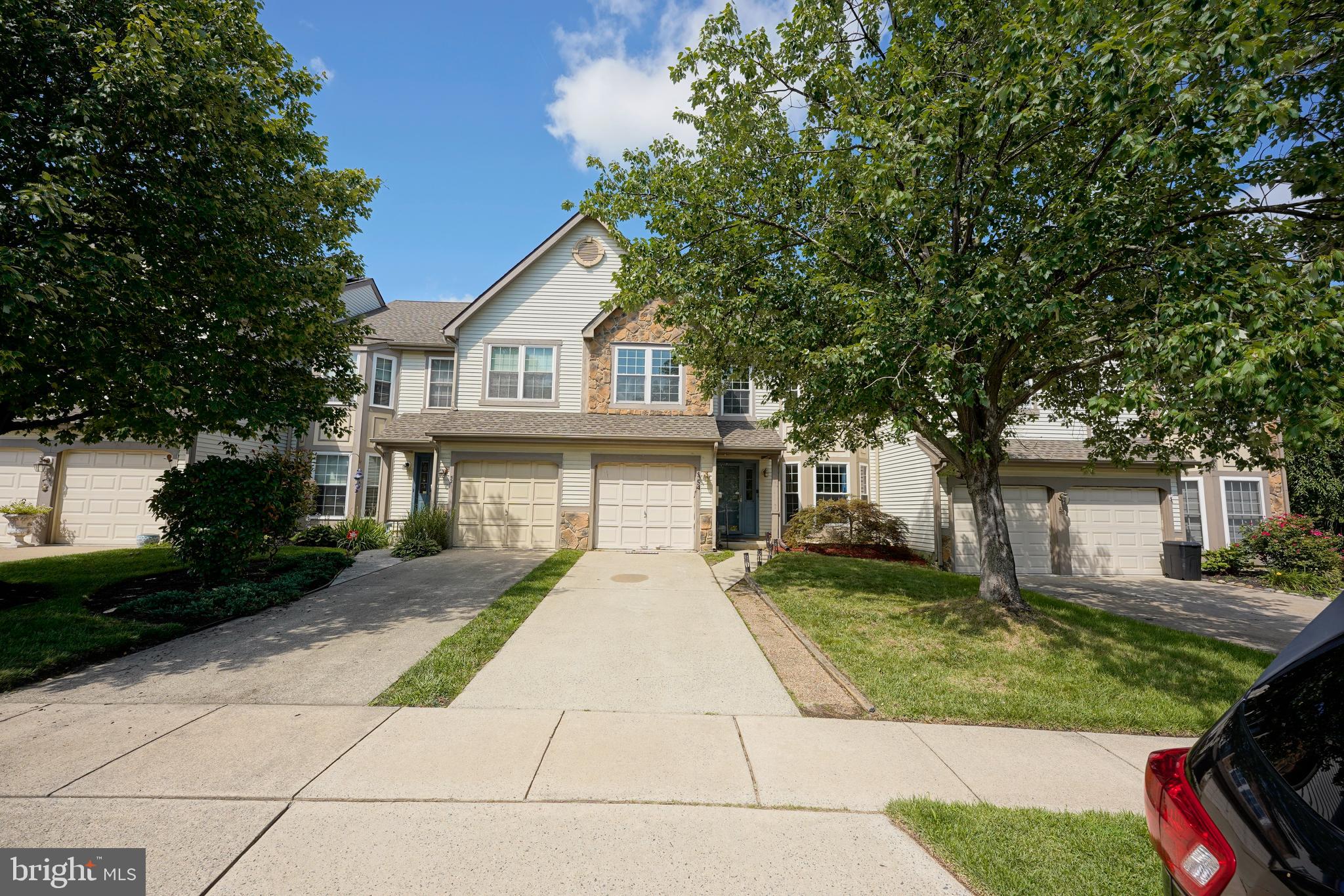 54 SANDHURST DRIVE