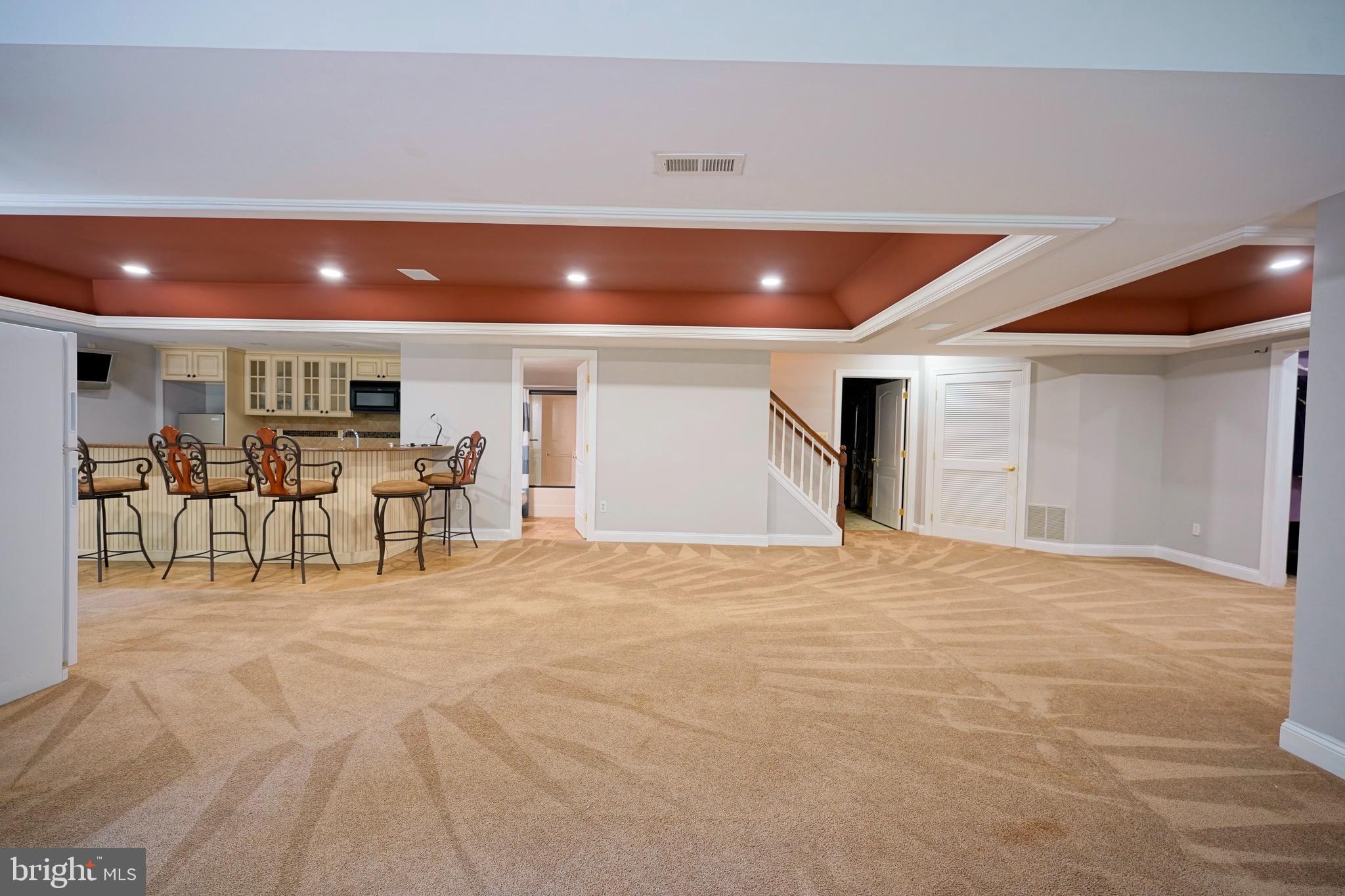 16 PALOMINO DRIVE