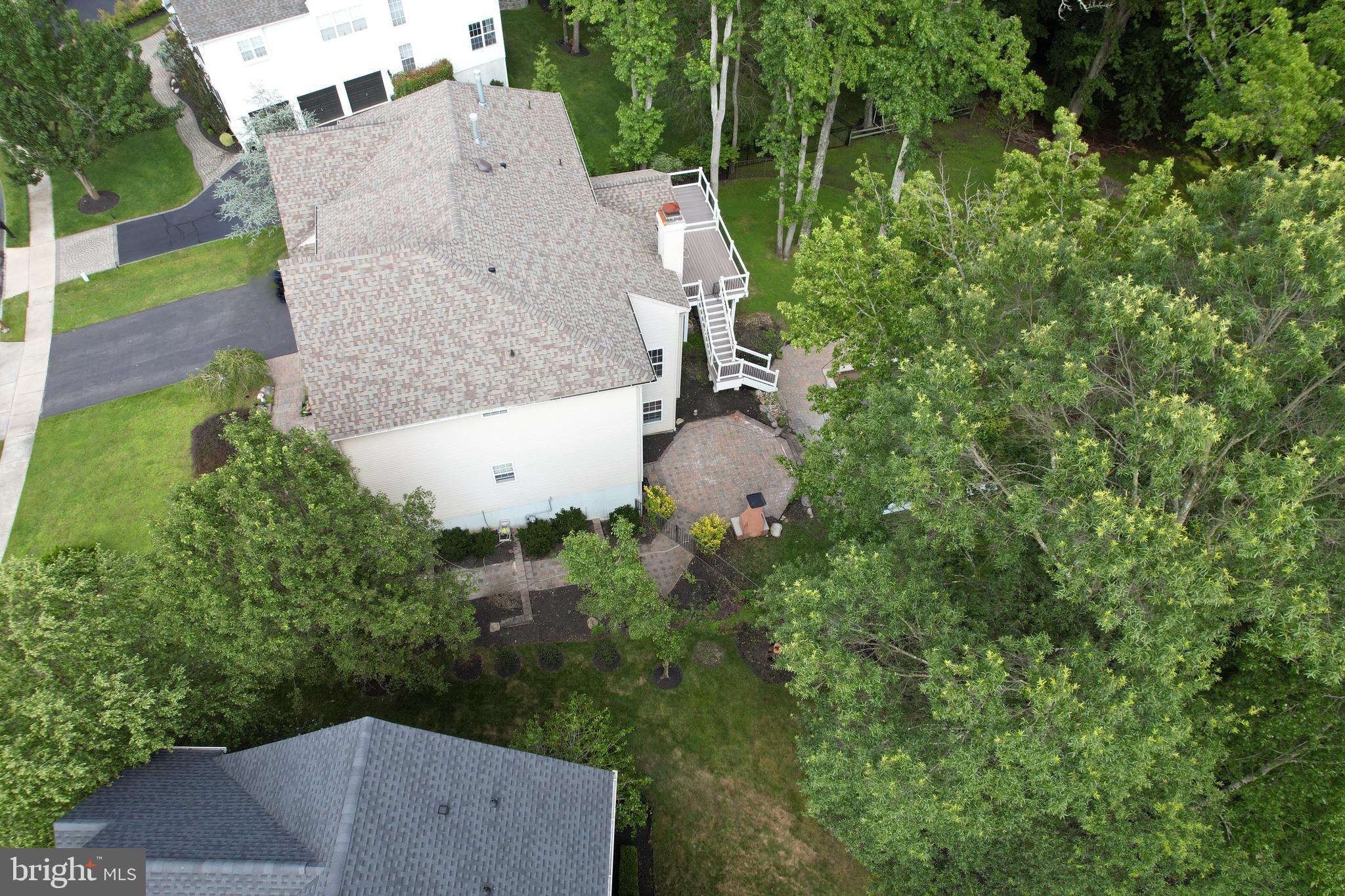 16 PALOMINO DRIVE