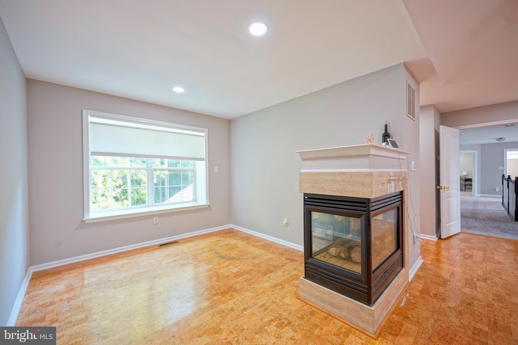 16 PALOMINO DRIVE