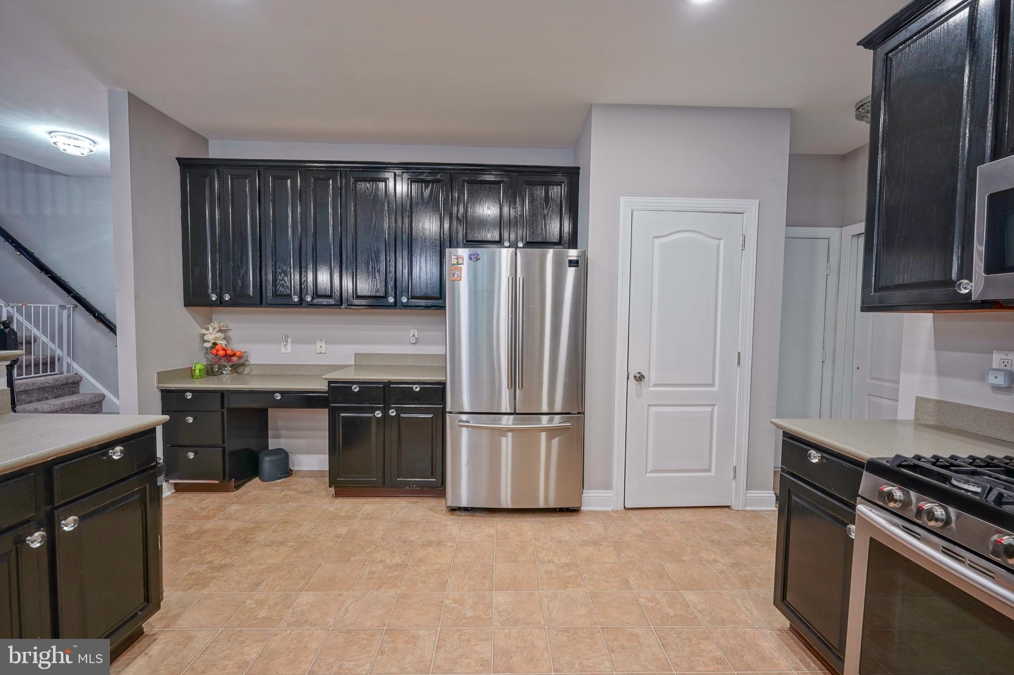 16 PALOMINO DRIVE