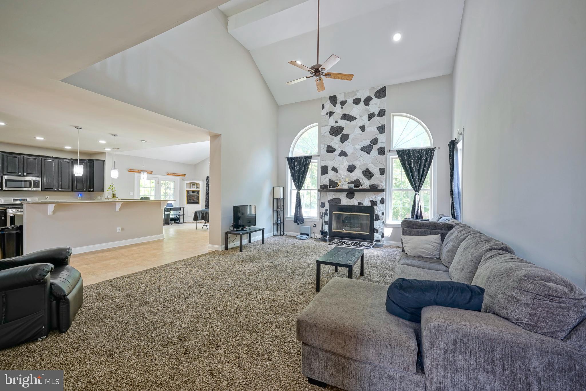 16 PALOMINO DRIVE