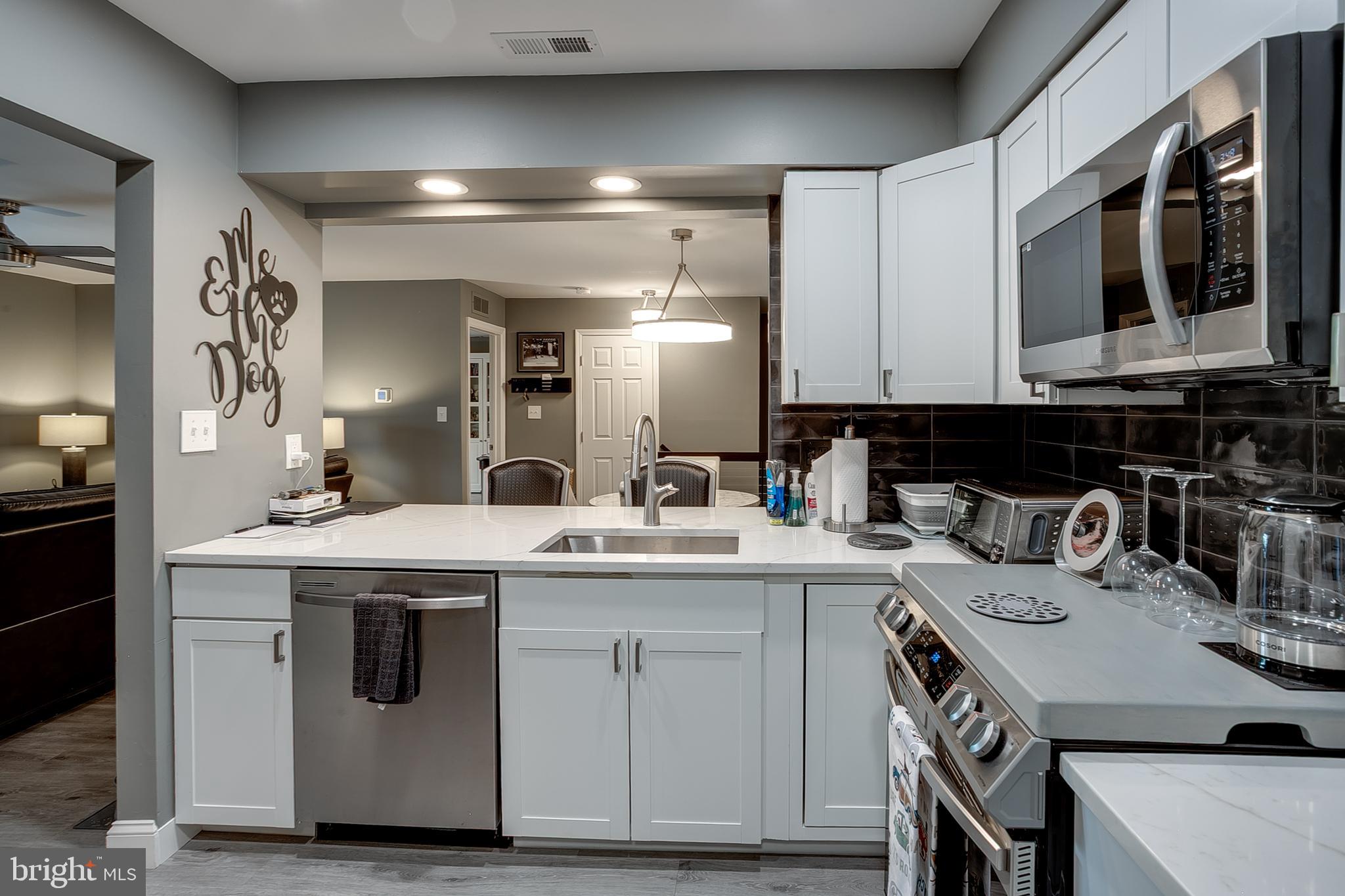 993-B Scotswood Ct
