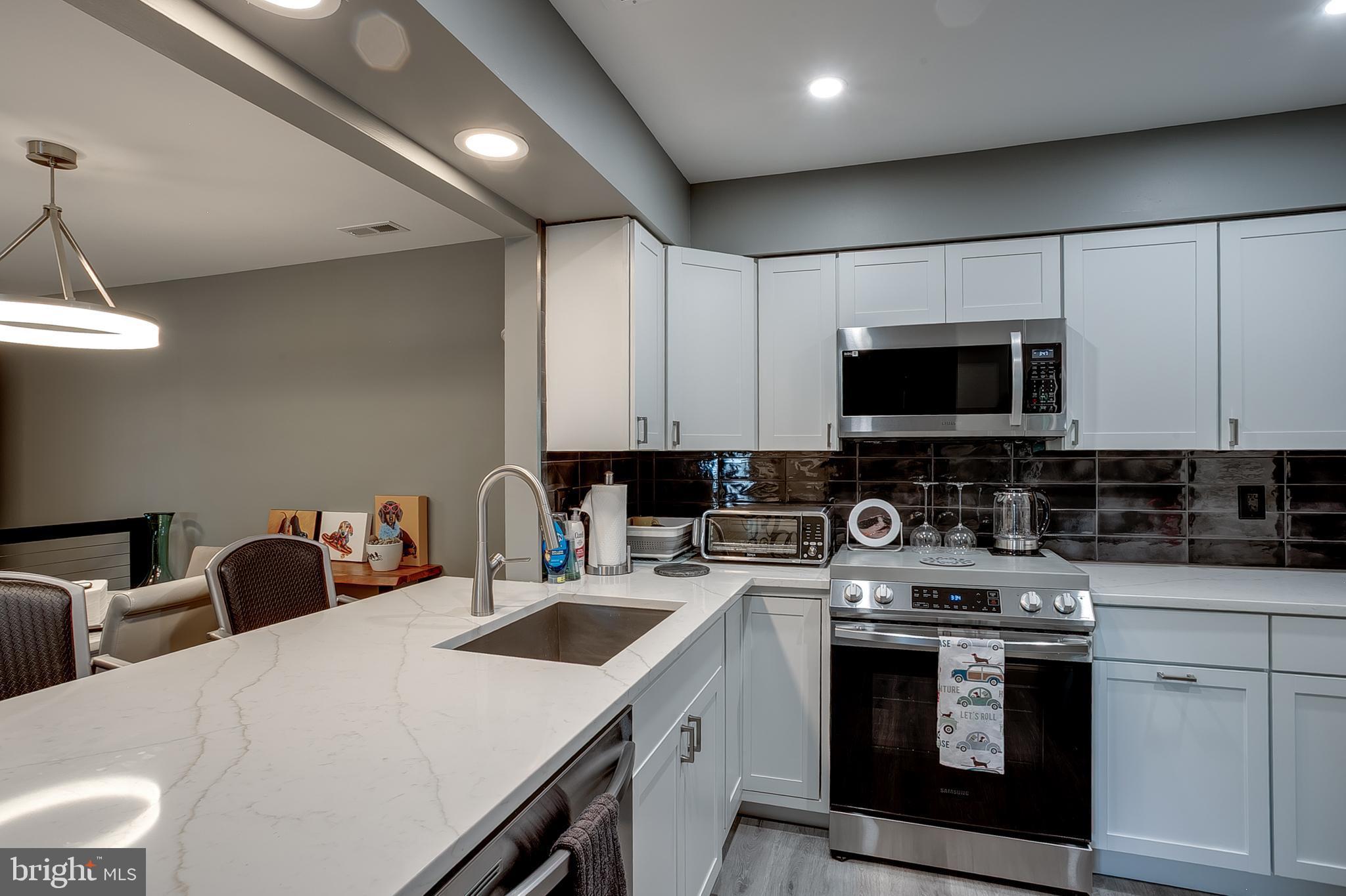 993-B Scotswood Ct