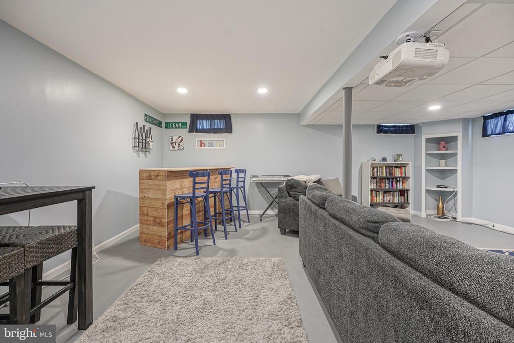 1 PADDOCK WAY