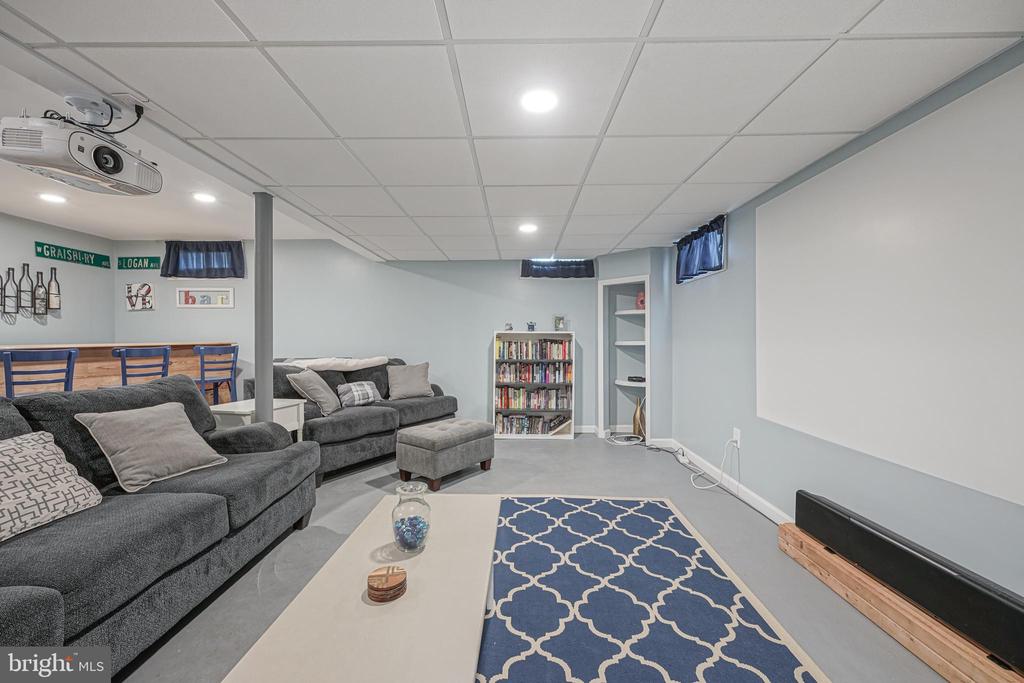 1 PADDOCK WAY