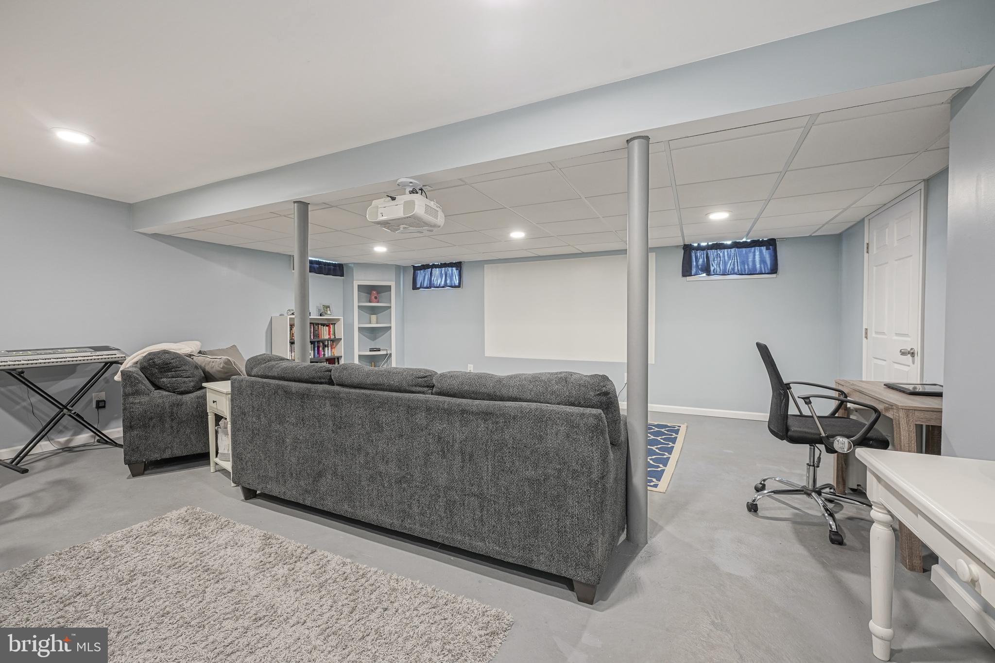 1 PADDOCK WAY