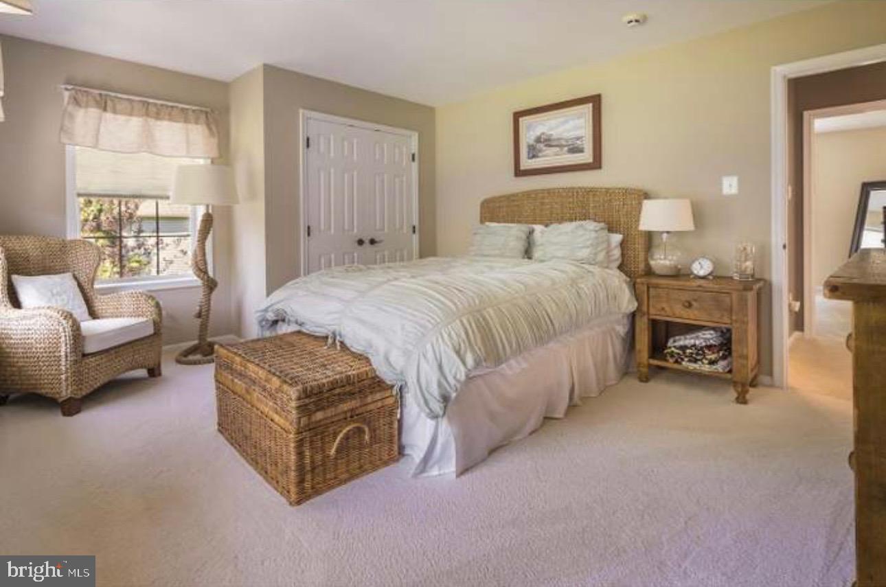 29 ELMWOOD RD S